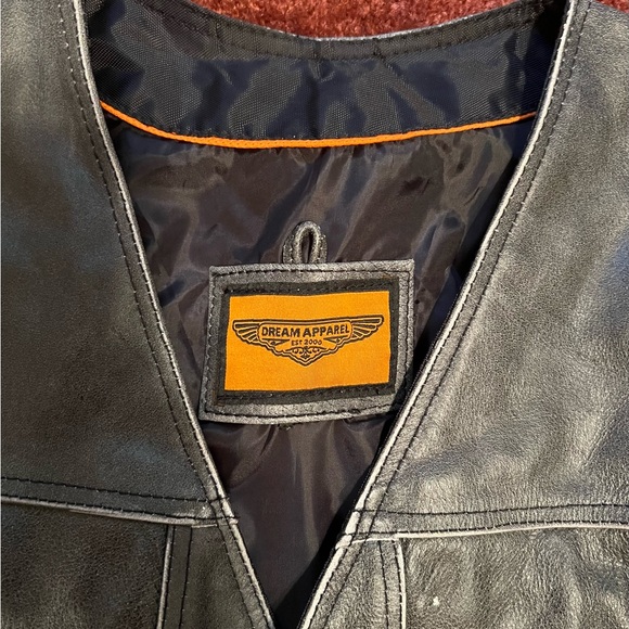 Women’s Leather Vest - Picture 2 of 6